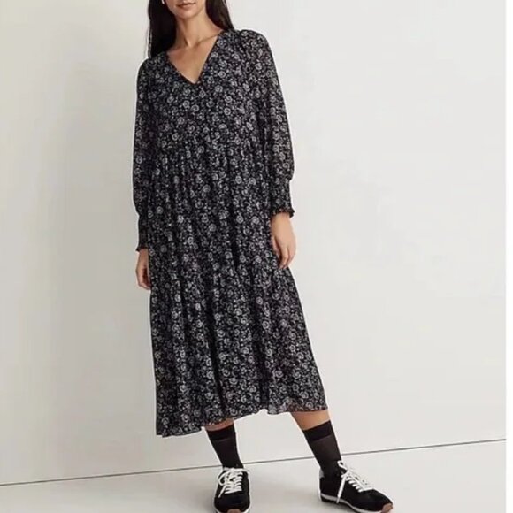 Madewell Georgette V-Neck Tiered Midi Dress Enchanted Dark Moody Floral Small - Picture 1 of 14